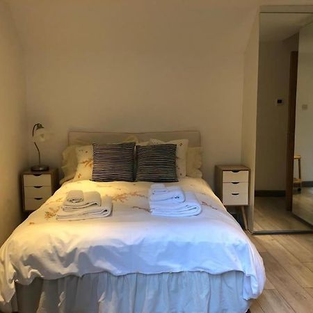 Quiet Kensington Flat Ideal For Central ลอนดอน ภายนอก รูปภาพ