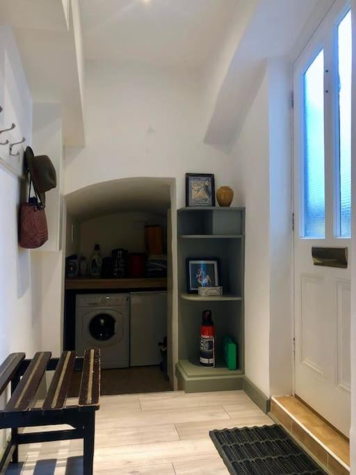 Quiet Kensington Flat Ideal For Central ลอนดอน ภายนอก รูปภาพ